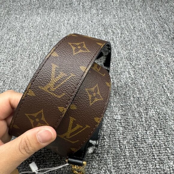 Louis Vuitton Leather Shoulder Strap 350-032725 - Picture 3 of 7